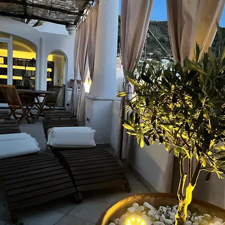 Bed & Breakfast Alle Stelle By Fm, Capri 4*