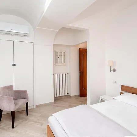 Alojamento de Acomodação e Pequeno-almoço Alle Stelle 4*