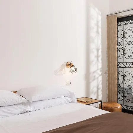 Alle Stelle Bed & Breakfast 4*