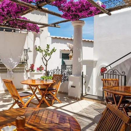 Alle Stelle Bed & Breakfast 4*