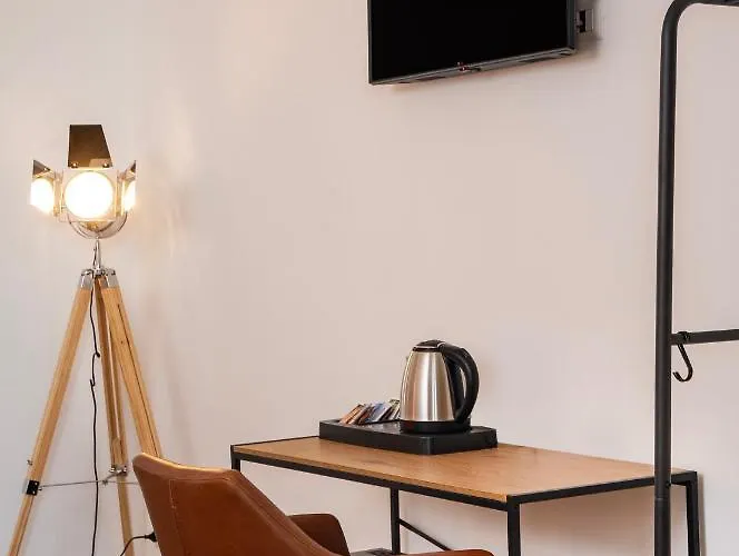 Alle Stelle לינה וארוחת בוקר