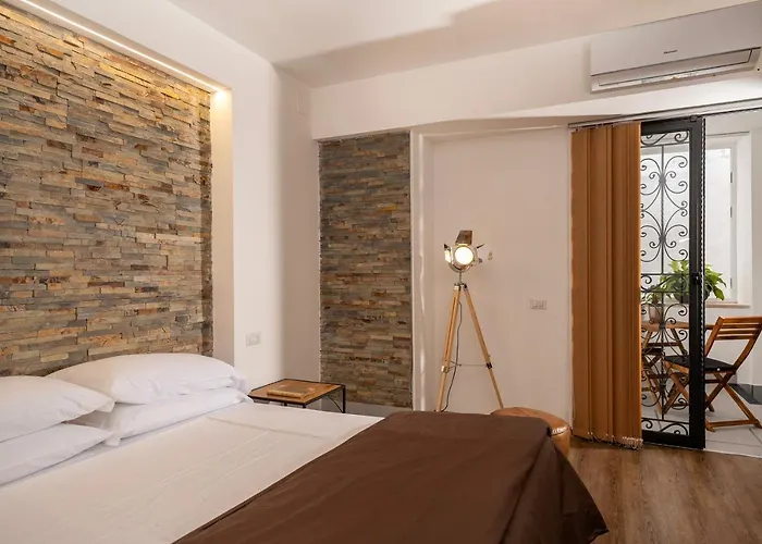 לינה וארוחת בוקר Alle Stelle 4*