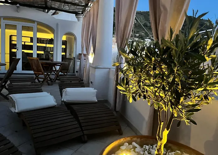 לינה וארוחת בוקר Alle Stelle 4*