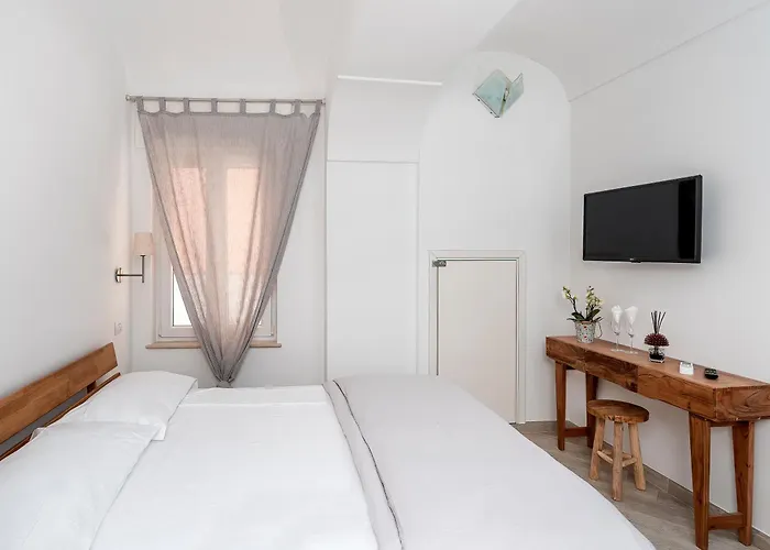 Alle Stelle לינה וארוחת בוקר אנה קאפרי